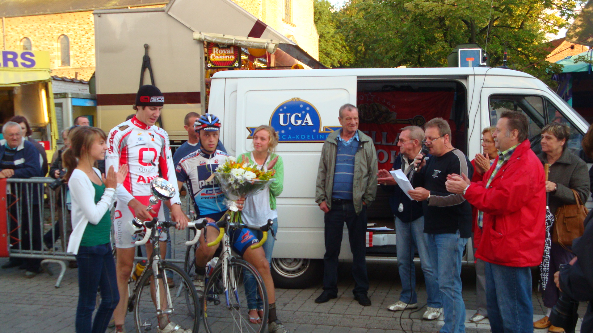 2011juni-elite-zc-Simon-Van-Roy--en-Kay-VD-Brande.jpg - 880,54 kB