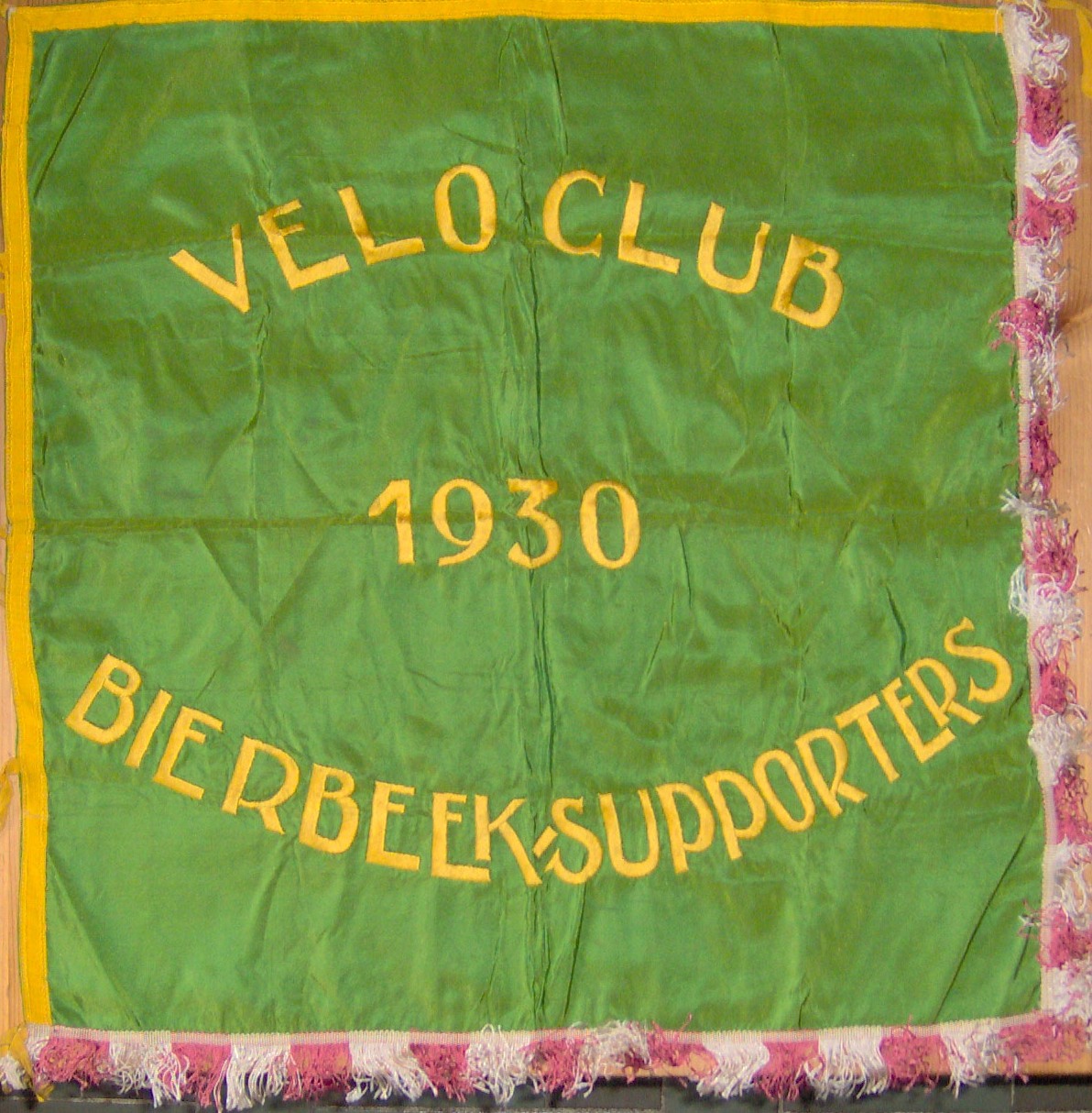 vlag-Veloclub.jpg - 377,19 kB